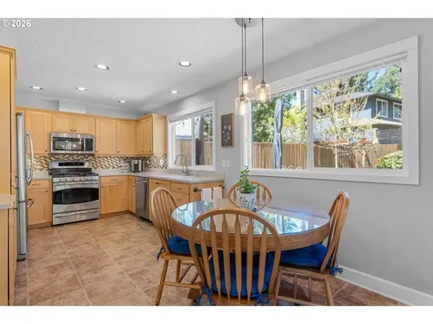 10105 SW Coquille Drive Tualatin OR 97062