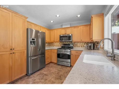 10105 SW Coquille Drive Tualatin OR 97062