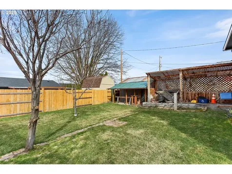 2101 E 13th Street The Dalles OR 97058