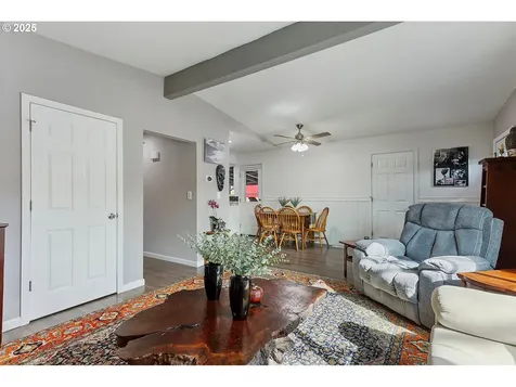 2101 E 13th Street The Dalles OR 97058