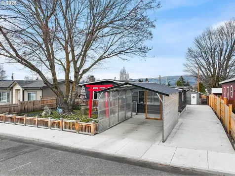 2101 E 13th Street The Dalles OR 97058