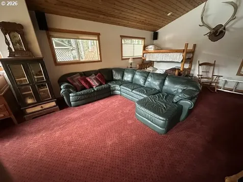 71810 Northshore Drive Birkenfeld OR 97016