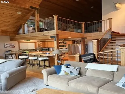 71810 Northshore Drive Birkenfeld OR 97016