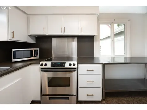 2575 Chula Vista Boulevard Eugene OR 97403