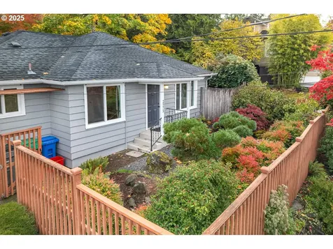 2575 Chula Vista Boulevard Eugene OR 97403