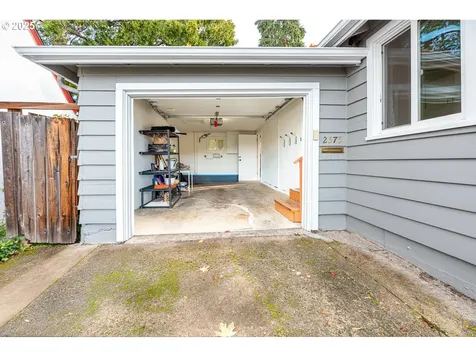 2575 Chula Vista Boulevard Eugene OR 97403