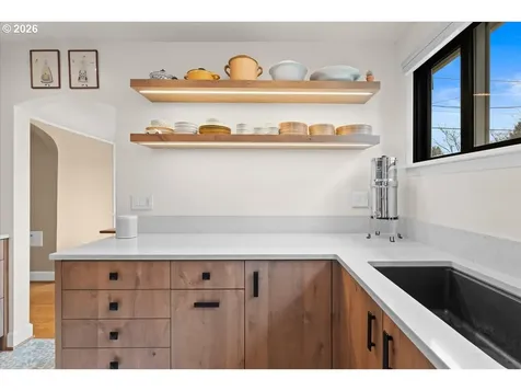 3725 NE 72nd Avenue Portland OR 97213