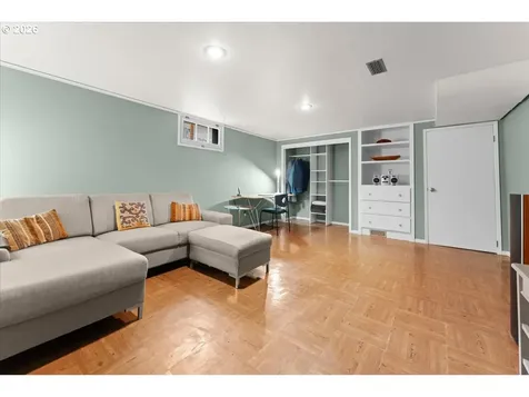 3725 NE 72nd Avenue Portland OR 97213