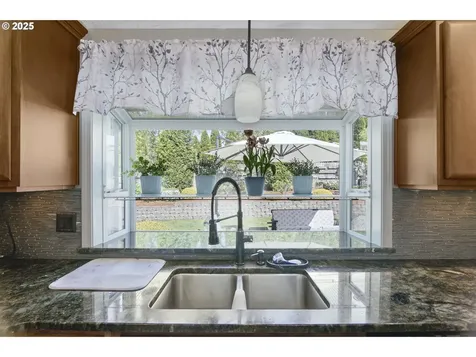 2318 SE Park Crest Avenue Vancouver WA 98683