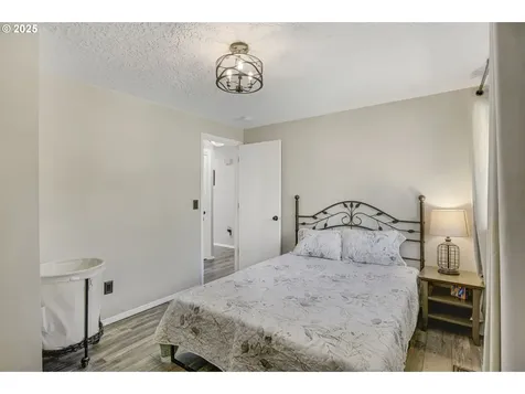 2318 SE Park Crest Avenue Vancouver WA 98683