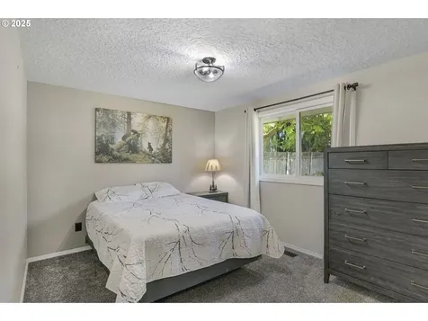 2318 SE Park Crest Avenue Vancouver WA 98683