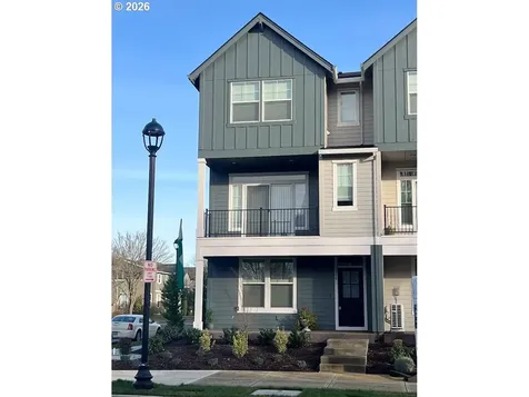 3310 SE Brookwood Avenue Hillsboro OR 97123