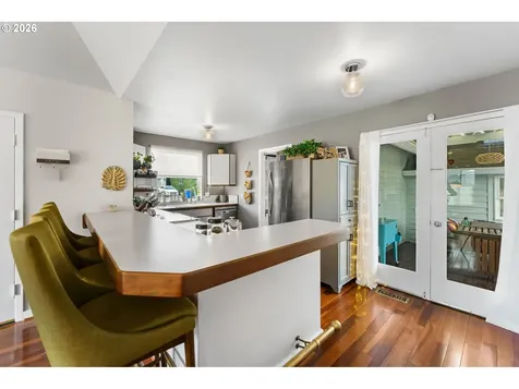1054 NE Faloma Road Portland OR 97211