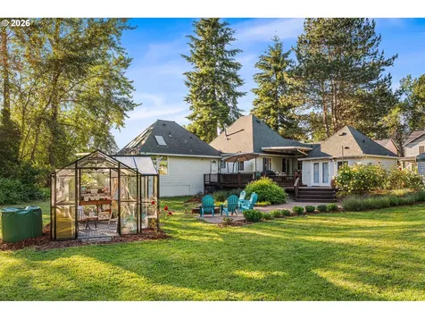 1054 NE Faloma Road Portland OR 97211