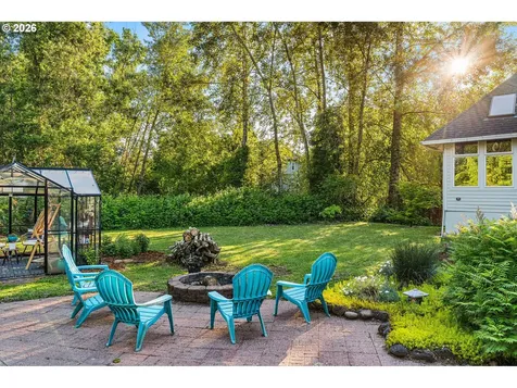 1054 NE Faloma Road Portland OR 97211