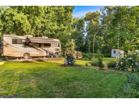 1054 NE Faloma Road Portland OR 97211