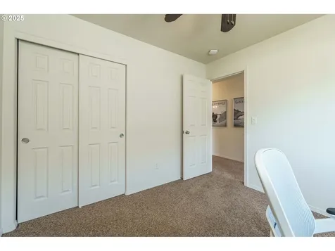 5735 NE 49th Street Vancouver WA 98661