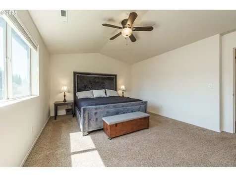 5735 NE 49th Street Vancouver WA 98661