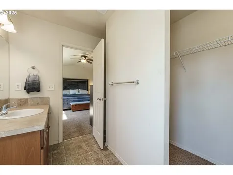 5735 NE 49th Street Vancouver WA 98661