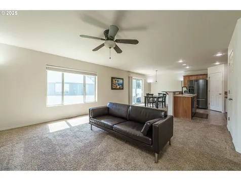 5735 NE 49th Street Vancouver WA 98661