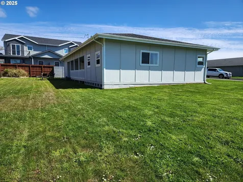 1244 Moore Street Brookings OR 97415