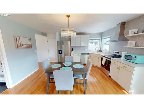 1244 Moore Street Brookings OR 97415