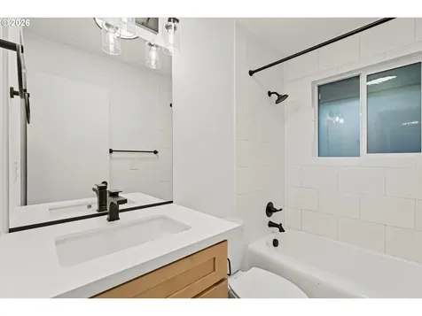 635 NE Dallas Street Camas WA 98607