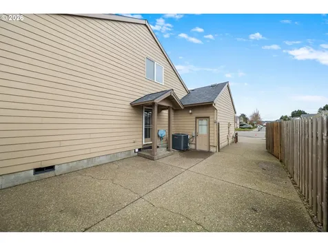 1579 S Pepperwood Street Canby OR 97013