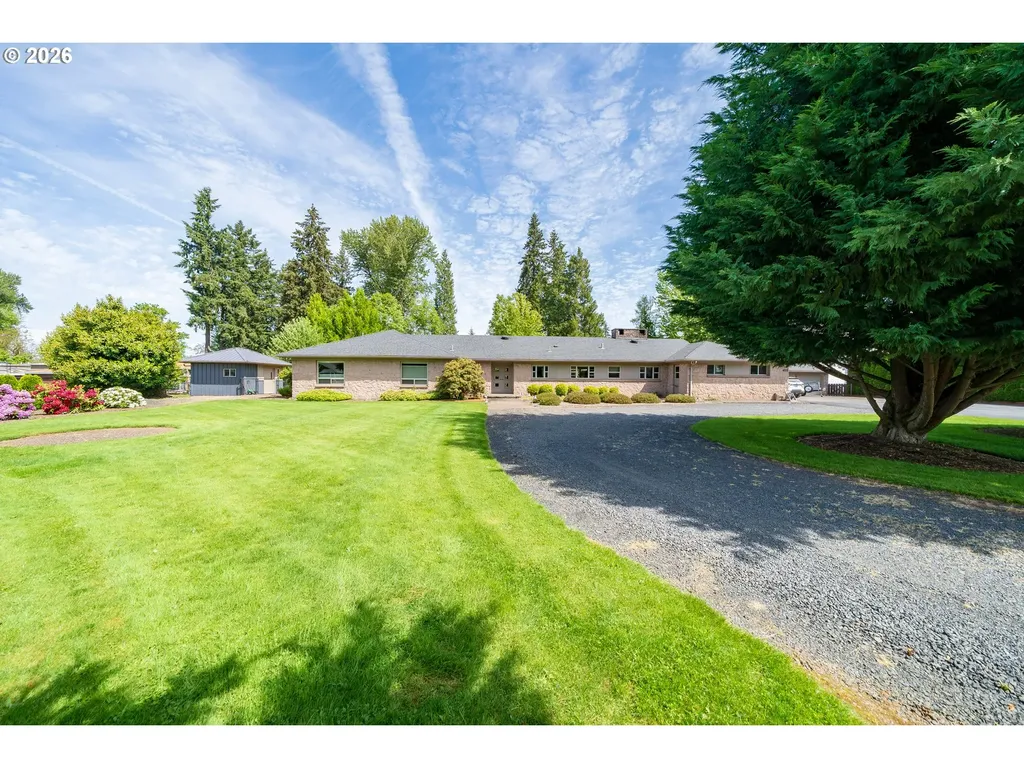 455 W High Street Stayton OR 97383