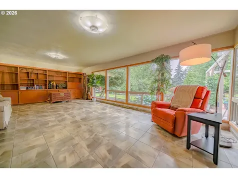 455 W High Street Stayton OR 97383