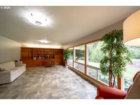 455 W High Street Stayton OR 97383