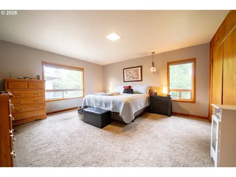 455 W High Street Stayton OR 97383