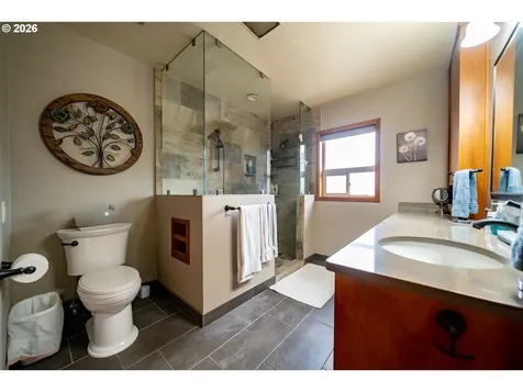 455 W High Street Stayton OR 97383