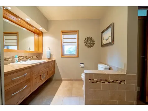 455 W High Street Stayton OR 97383