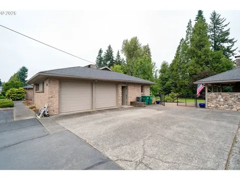 455 W High Street Stayton OR 97383
