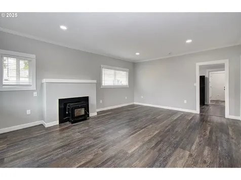 804 S 6th Avenue Kelso WA 98626