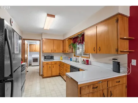 795 SW 206th Place Beaverton OR 97003