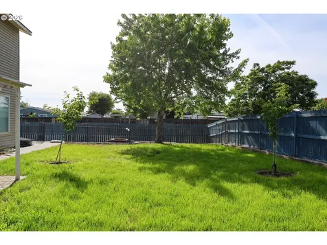 415 E Browning Avenue Hermiston OR 97838