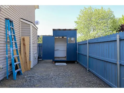 415 E Browning Avenue Hermiston OR 97838