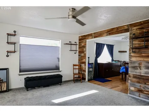 415 E Browning Avenue Hermiston OR 97838