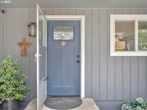31738 SE Hinman Avenue Estacada OR 97023