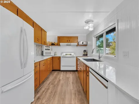 31738 SE Hinman Avenue Estacada OR 97023