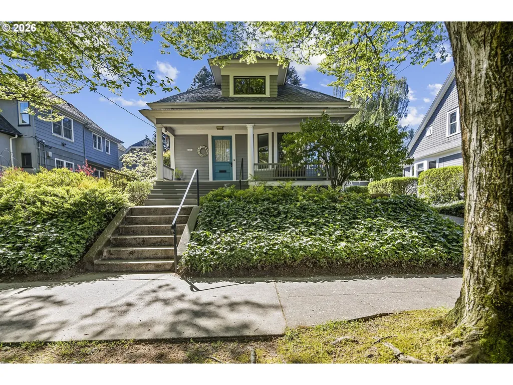 2217 NE 12th Avenue Portland OR 97212