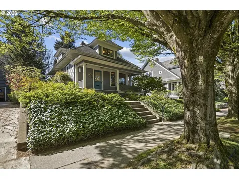 2217 NE 12th Avenue Portland OR 97212