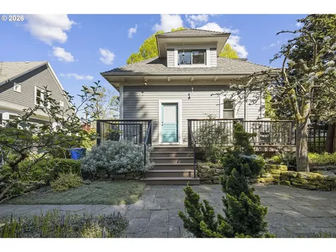 2217 NE 12th Avenue Portland OR 97212