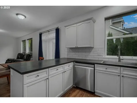 2098 SE Williams Drive Gresham OR 97080