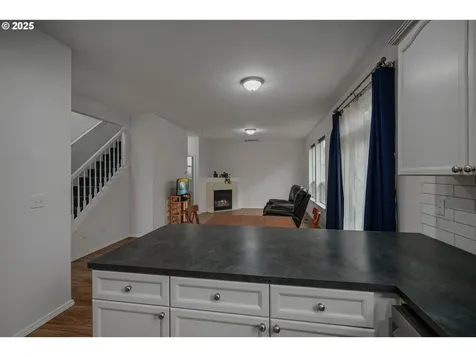 2098 SE Williams Drive Gresham OR 97080