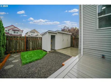 2098 SE Williams Drive Gresham OR 97080