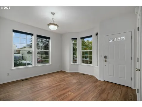 2098 SE Williams Drive Gresham OR 97080