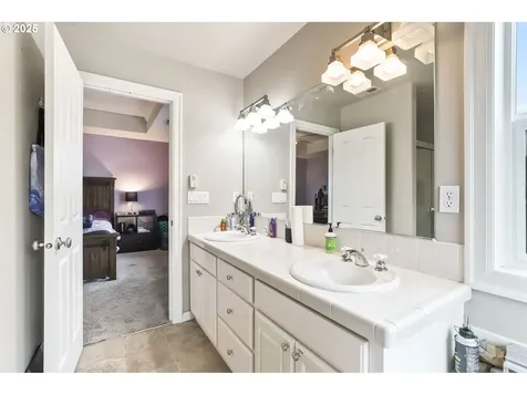 1393 NE 11th Avenue Canby OR 97013